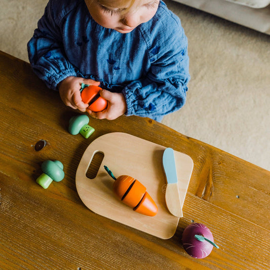 Orange Tree Toys | Grønnsaker og  Skjærebrett i tre