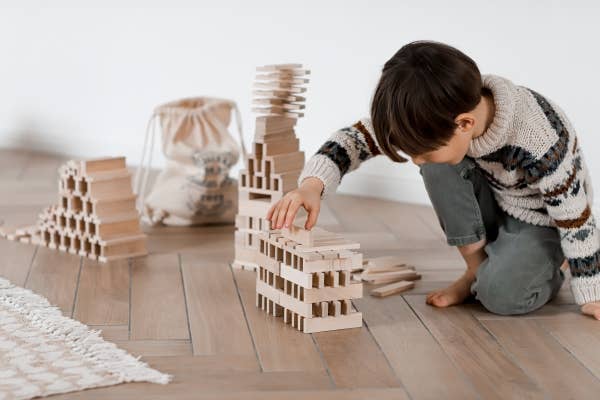 Wooden Story | Arkitekturklosser i tre – 100 stk