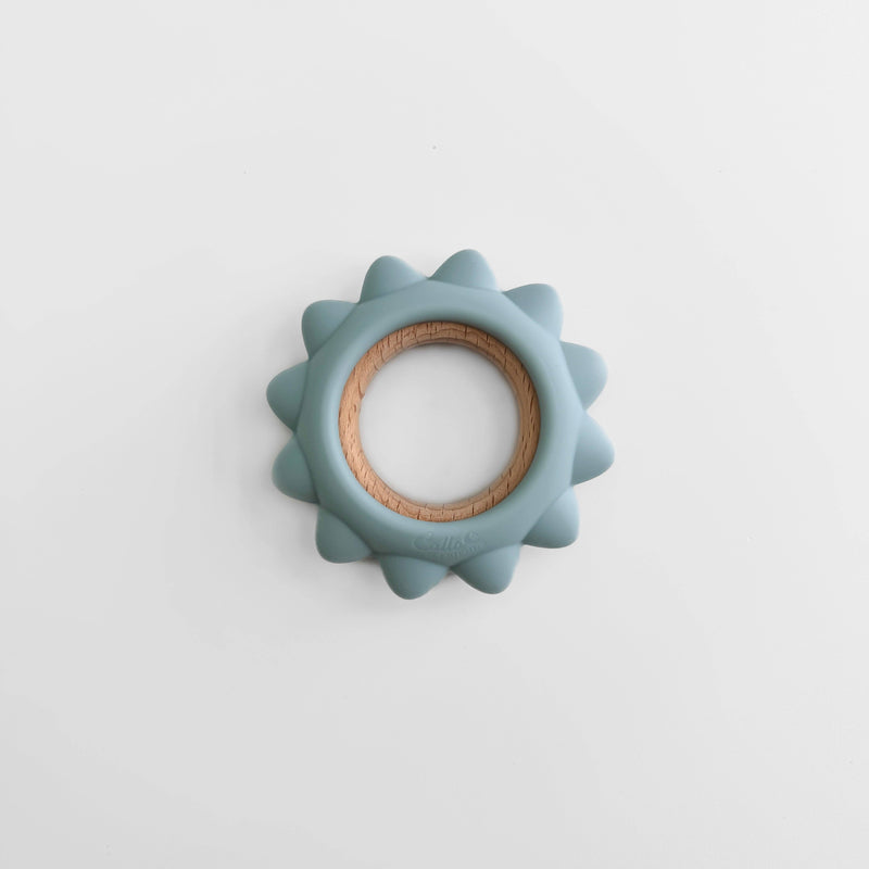Calla & Friends | Bitering i silikon og bøketre - Powder Blue