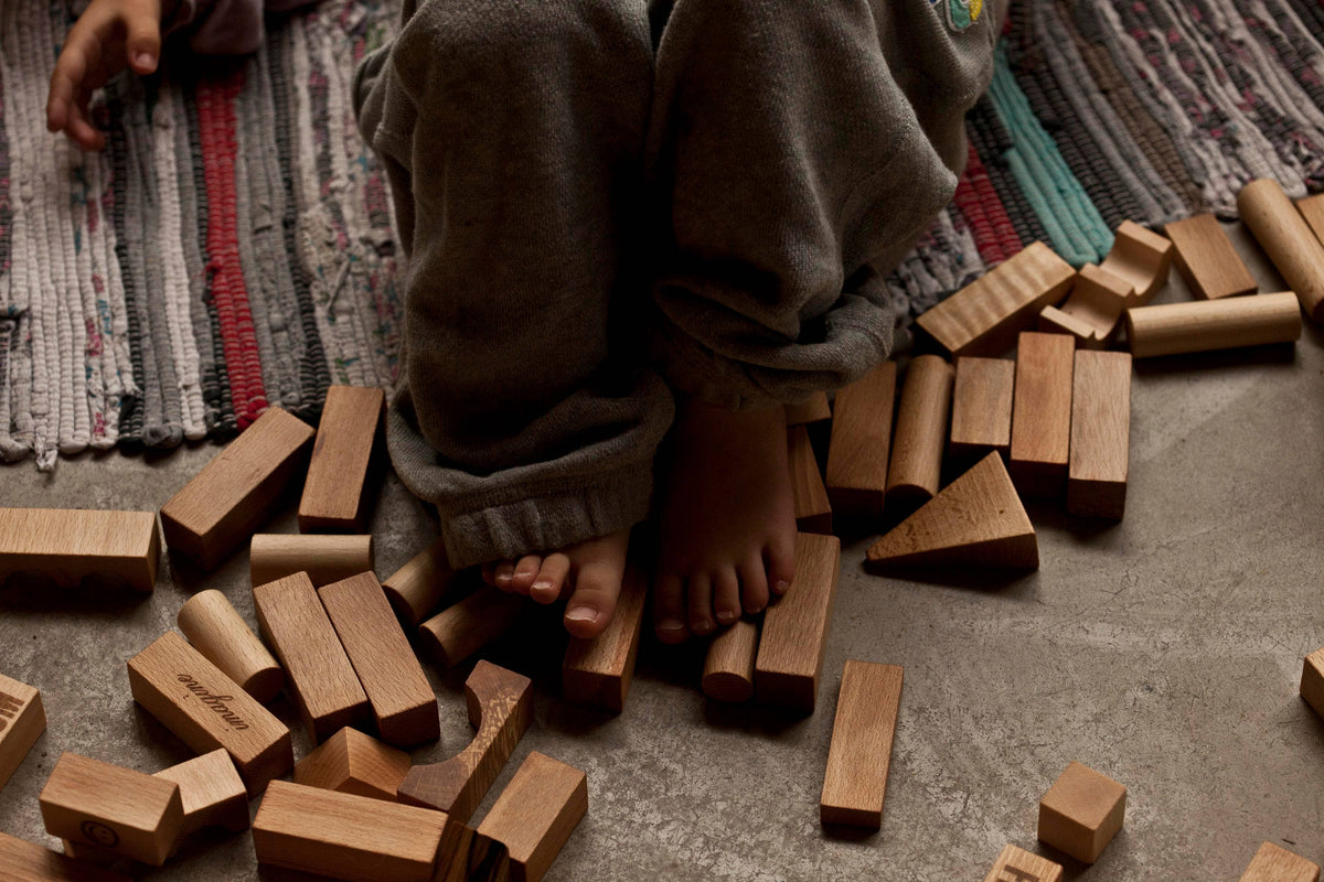 Wooden Story | Treklosser i trebrett – 30 stk (Lyst tre)