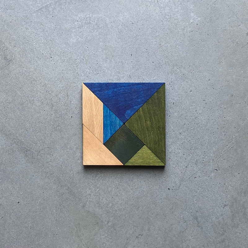 Wooden Story | Tangram i tre – Montessori puslespill (blå)