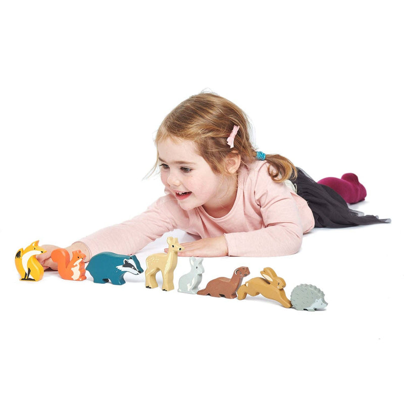 Tender Leaf | Dyrene i Skogen, 8 Dyr med Hylle, "8 Woodland Animals & Shelf" - Plastfri