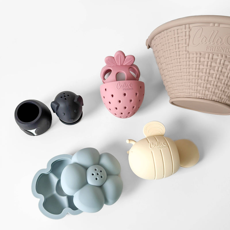 Calla & Friends | Jordbærhage badeleker i silikon – 5 deler