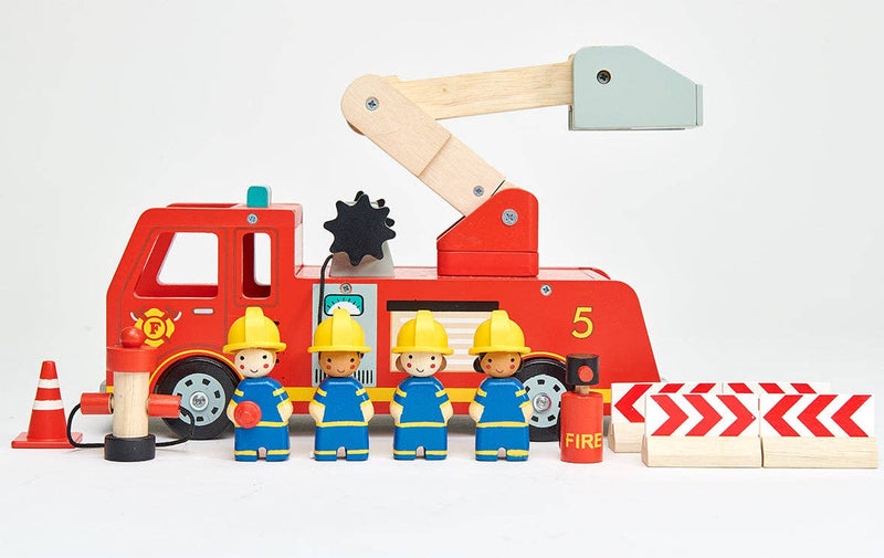 Tender Leaf | Brannbil med Fire Brannkonstabler, 14 Deler, "Fire Engine" - Plastfri