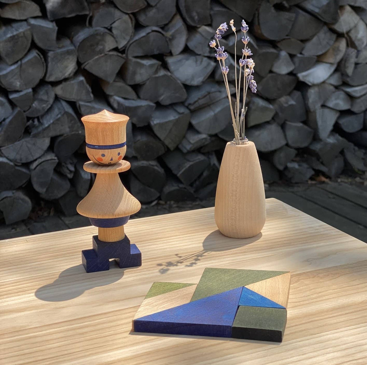 Wooden Story | Tangram i tre – Montessori puslespill (blå)