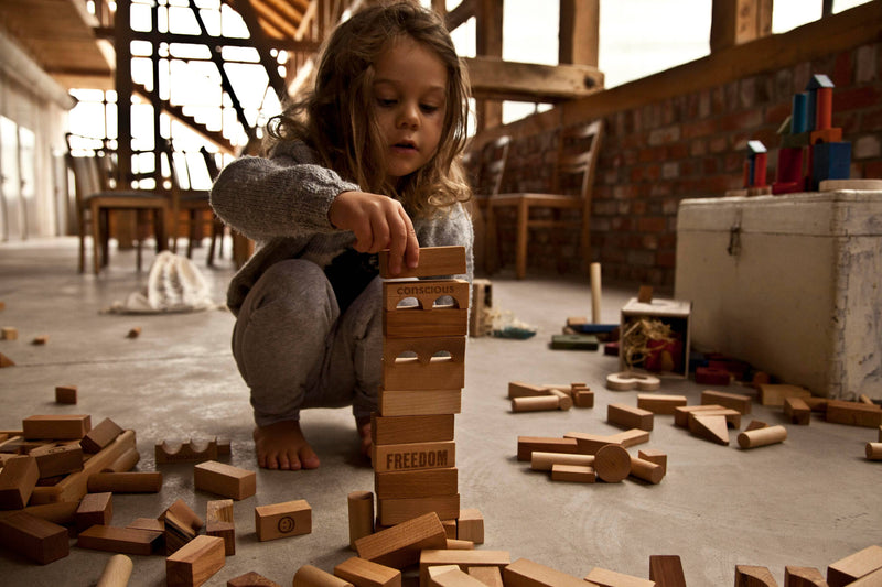 Wooden Story | Treklosser i trebrett – 30 stk (Lyst tre)
