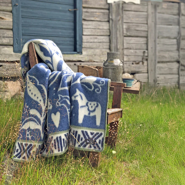 Klippan x Kerstin Landström | Ullpledd Baby/Barn, Dalarna, 65x95cm | Baby Blå