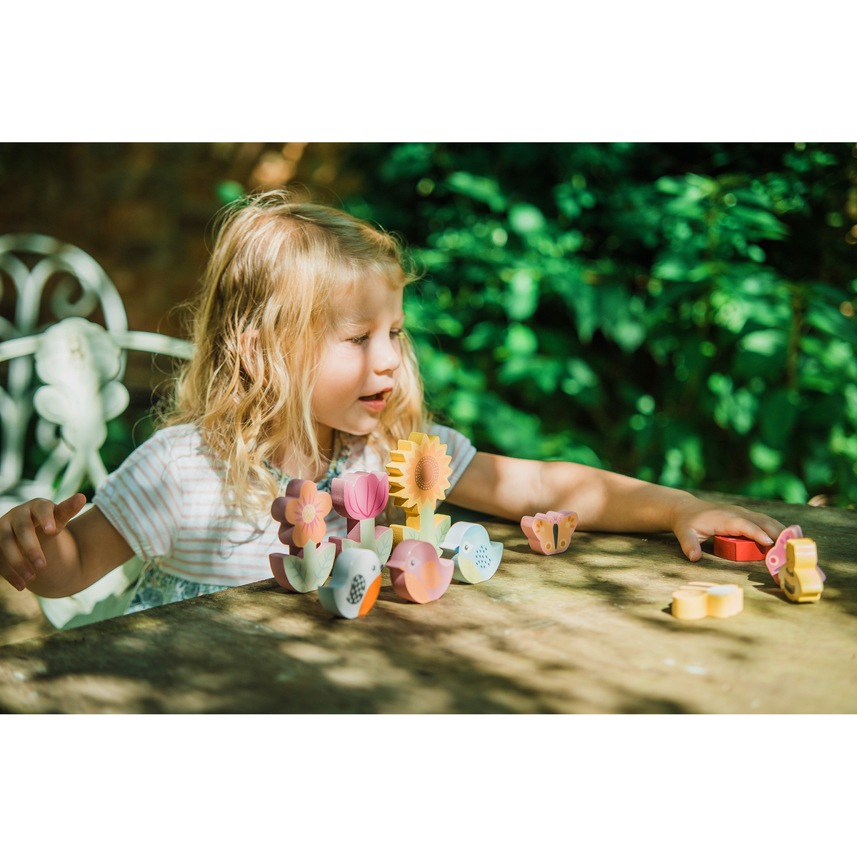 Orange Tree Toys | Blomstereng | Stableleke