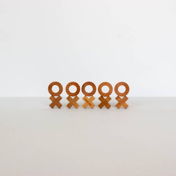 Wooden Story | Tre på rad – Montessori treleke