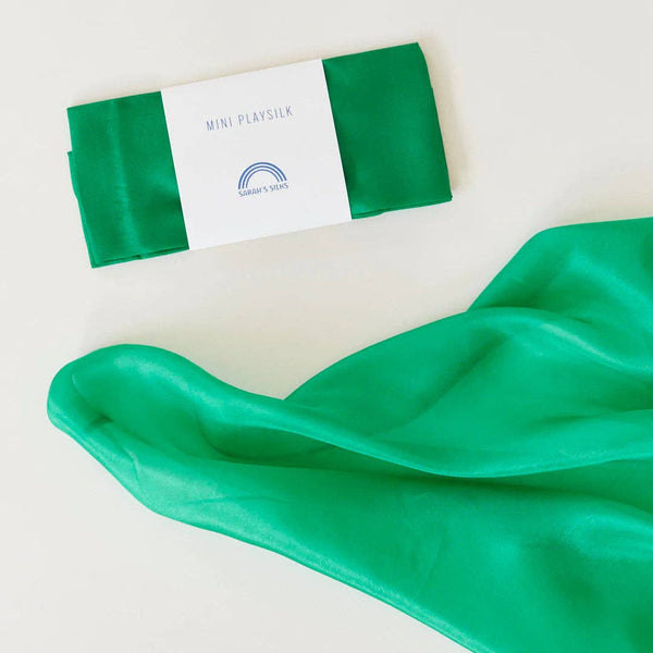 Sarah’s Silks | Lekesilke | 53x53 | Emerald